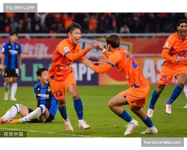 山东泰山防守高空球能力不足 被对手头球多次破门 山东泰山防守高空球能力不足 被对手头球多次破门